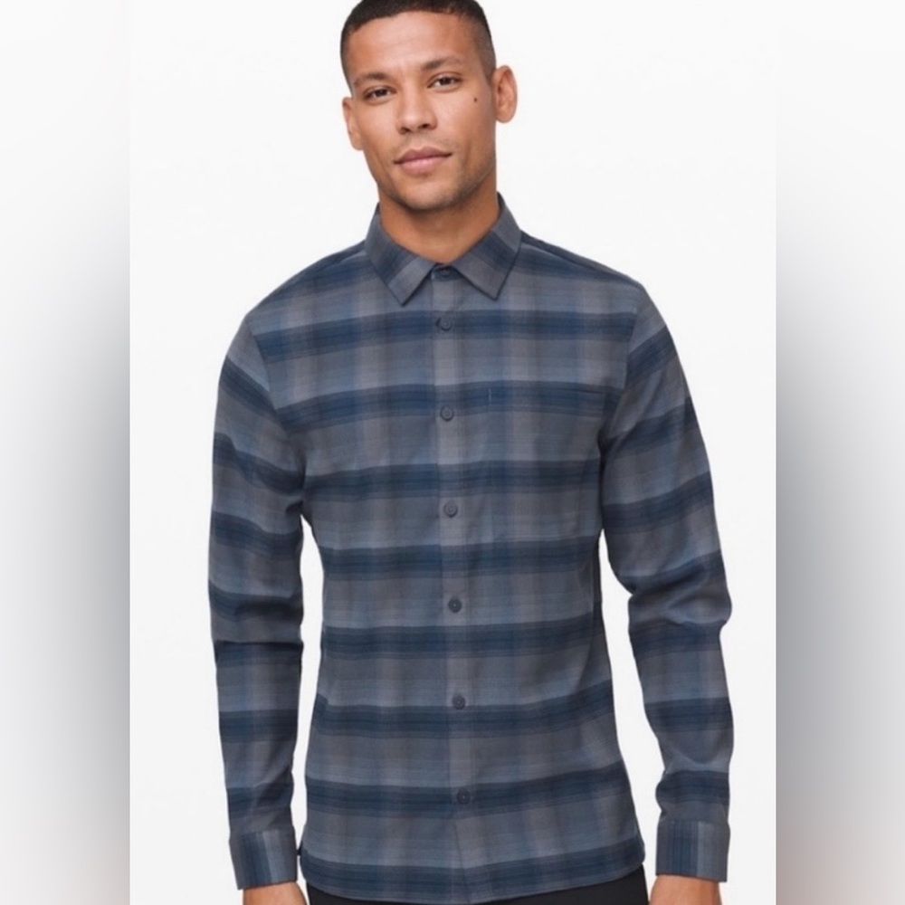 Lululemon Masons Peak Flannel Shirt – Men’s Medium – Blue Gray